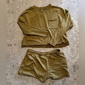 Two piece aerie set